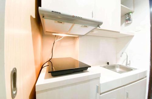 Jatingaleh Apartment | Minimalist and Cozy 1BR The Alton Apartment By Travelio