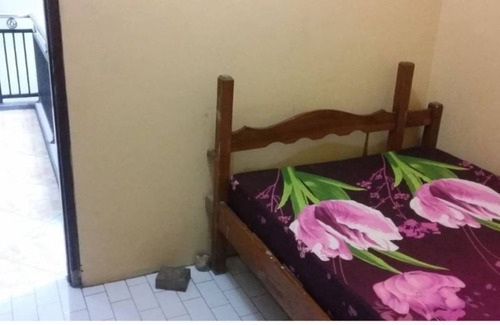 Bungurasih House | Motel ∙ 8 guests
