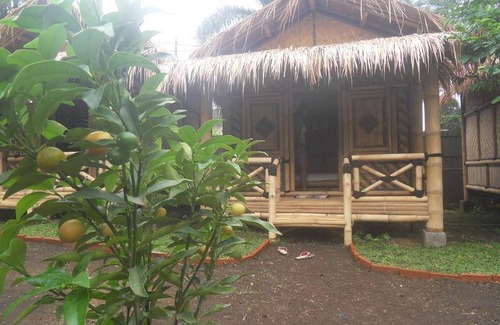 Jawa Timur House | Motel ∙ 8 guests