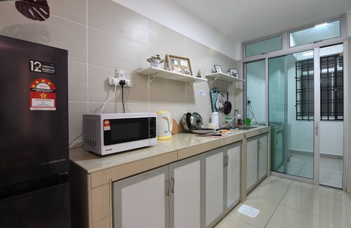 Tebrau Apartment | MOUNT AUSTIN MIDORI 8PAX/10 MINIT TO IKEA TEBRAU AND AEON TEBRAU/25MINIT TO CIQ