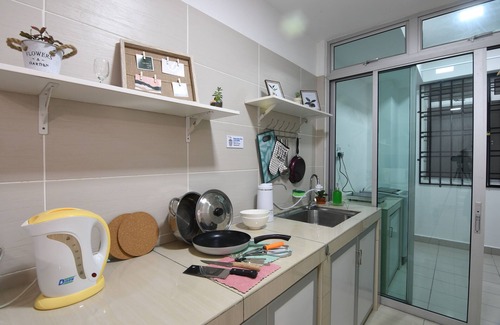 Tebrau Apartment | MOUNT AUSTIN MIDORI 8PAX/10 MINIT TO IKEA TEBRAU AND AEON TEBRAU/25MINIT TO CIQ