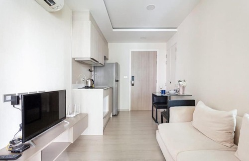 Khlong Toei Apartment | NearBts Gym BigPool Fast Wifi Checkin24h 39