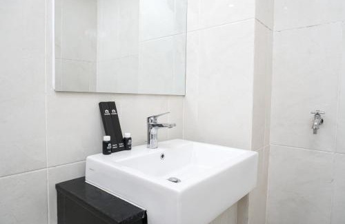 Menteng Apartment | New Furnished 2BR Apartment at Capitol Park Residence By Travelio