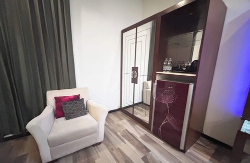 Tembalang Hotel | Niwa Canting By Zuzu