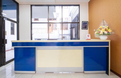 Central Yogyakarta Hotel | OYO 2469 Sutomo Homestay