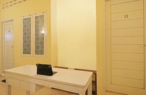 Java Hotel | OYO Life 91504 De Vila Ungu Syariah