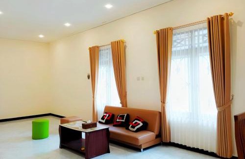 Prambanan Hostel | Penginapan Prambanan TRISAN