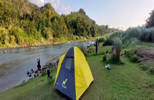 Banjarasri Bed & Breakfast | Potrobayan River Camp