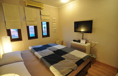 East Jakarta Resort | Private room ∙ 2 guests