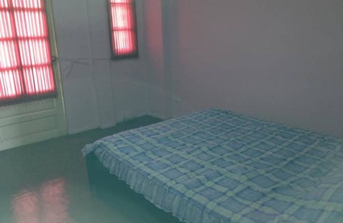 Thawi Watthana Resort | Private room ∙ 2 guests