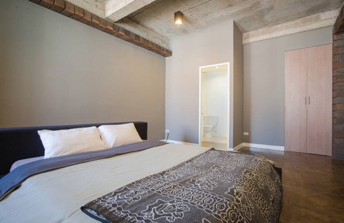 Thung Maha Mek Resort | Private room ∙ 2 guests