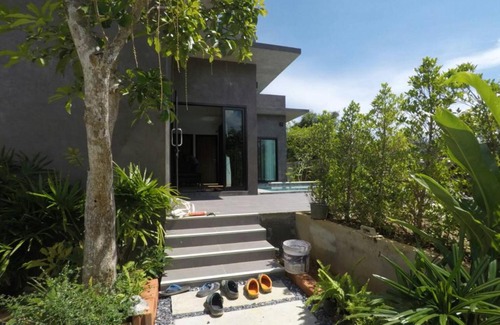 Ban Khlong Haeng Villa | Raksa Private Pool Villa