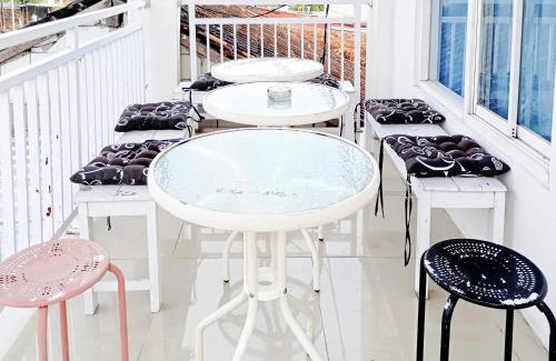 Kasihan Hotel | RedDoorz Hostel at Luna Bunkbed Malioboro