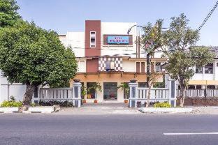 Yogyakarta Hotel | RedDoorz near XT Square 2