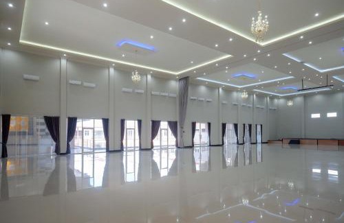 Pati Hotel | RedDoorz Plus @ Jl Pemuda Pati