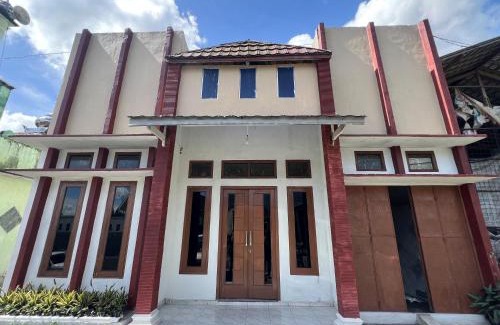 Kejajar Hotel | RedDoorz Syariah at jalan Dieng 5