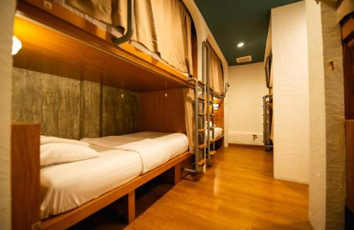 Talat Yot Hostel | Rere Hostel - รีรีโฮสเทล