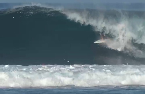 Krui Hostel | Rumah Nalu Surf Camp