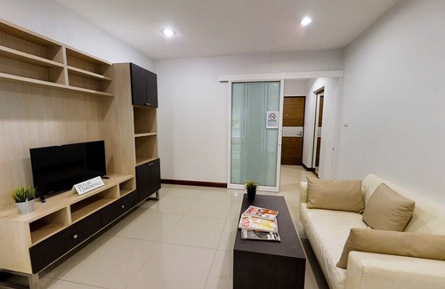 Ekkamai Apartment | Serviced Residence (UN10604)