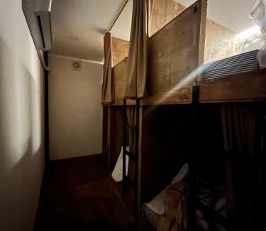 Saen Suk Hostel | SHaCk The naP
