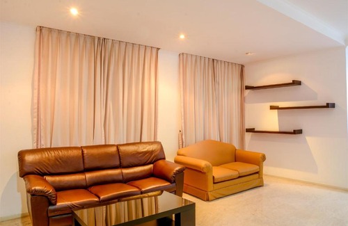 Senayan Apartment | Spacious 3BR at FX Residence with Mall Access By Travelio