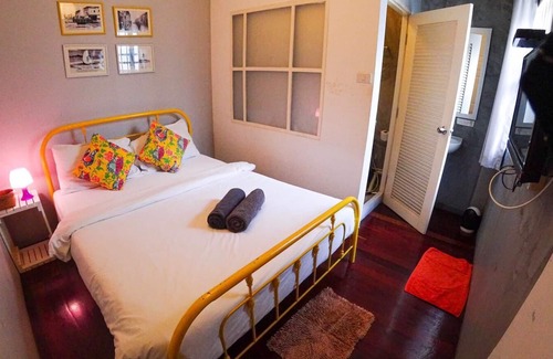 Old Phuket Town Hostel | Studio room in Sino-Portugese building, Phuket town