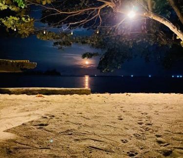 Marinsow Cabin | Sunmoon Beach Resort Likupang Timur