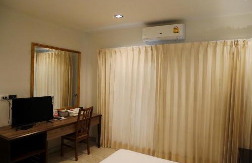 Bang Phlat Hostel | The 92 Residence