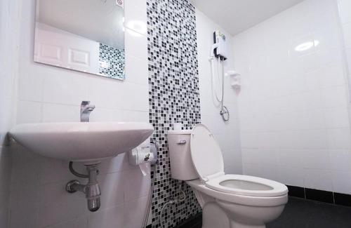 Bangkok City Centre Hostel | The Hat Trick Hostel
