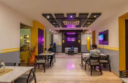 New Friends Colony Hostel | The Hosteller Delhi