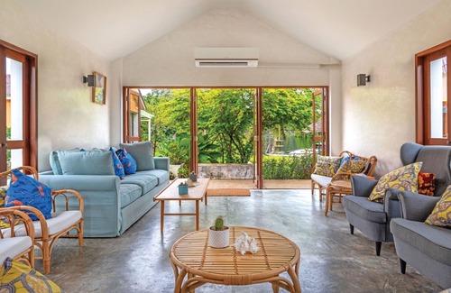 Ko Kood Hostel | The Little White Bird Traveller Hostel