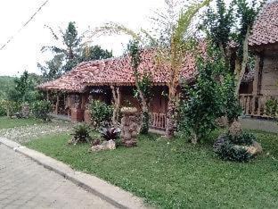 East Selemadeg Hotel | Umadhatu Resort by Amerta