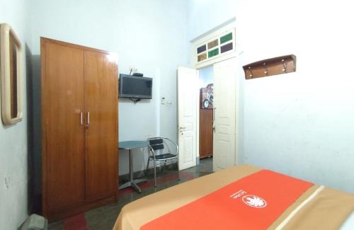Klaten Selatan House | Urban Guest House