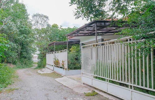 Ngemplak Villa | Villa Garuda Wisnu Kencana 9