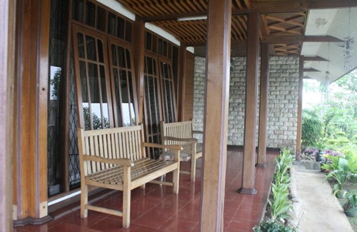 Cipanas Villa | Villa Kahayang