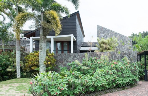Oro Oro Ombo Villa | Villa Lovender Klub Bunga