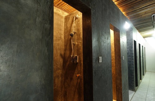 Kuta Hotel | Waiwas Hostel