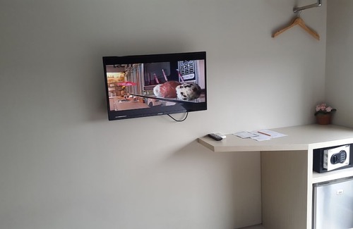 Binong Hotel | Wanadu Residence