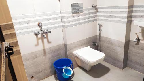 Bandra East Hostel | Welcome Inn Dormitory & PG Male And Female