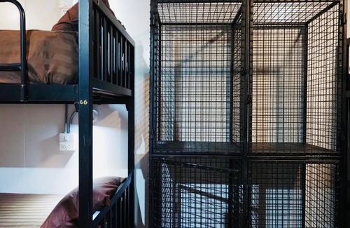 Phasi Charoen Hostel | Wild Ones Hostel