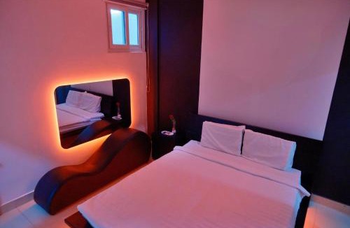 District 9 House | Đào Hoa Love Hotel Sài Gòn