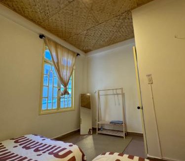 Phuong 10 Cabin | Đưa Nhau Đi Trốn