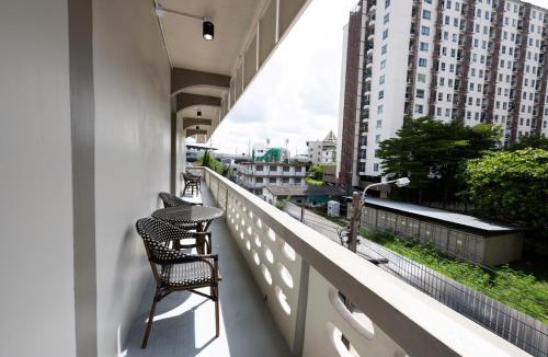 Anusawari Apartment | ดอนเมือง 307 Near DMK Airport BTS Wat PhraSi