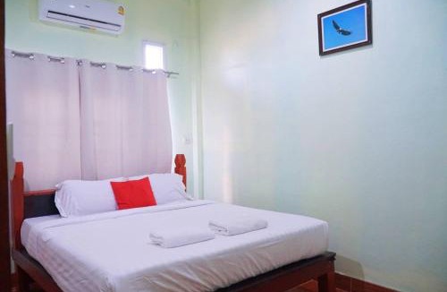 Cha-am House | ตาลฟ้ารีสอร์ท (Tanfah Resort)