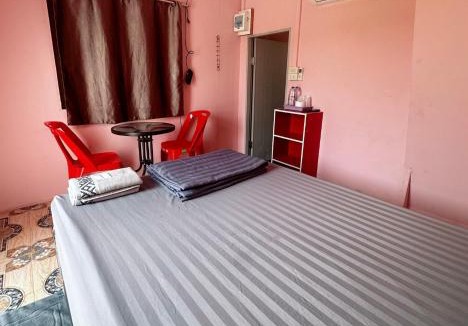 Photharam Hostel | บางกะโดรีสอร์ท Bangkado Resort
