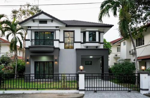 San Sai Resort | บ้านชลดา