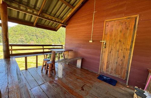 Ban Luang House | บ้านพักเคียงนา