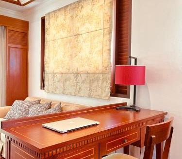 Cha-am Resort | บ้านมนชเลชะอำ ติดชายหาด Baan Monchale