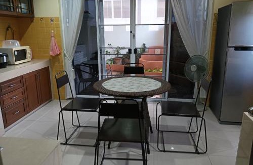Wat Ket Villa | บ้านสุขใจ