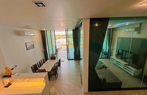 Nakhon Phanom Villa | พูลวิลล่าริมโขง นครพนม